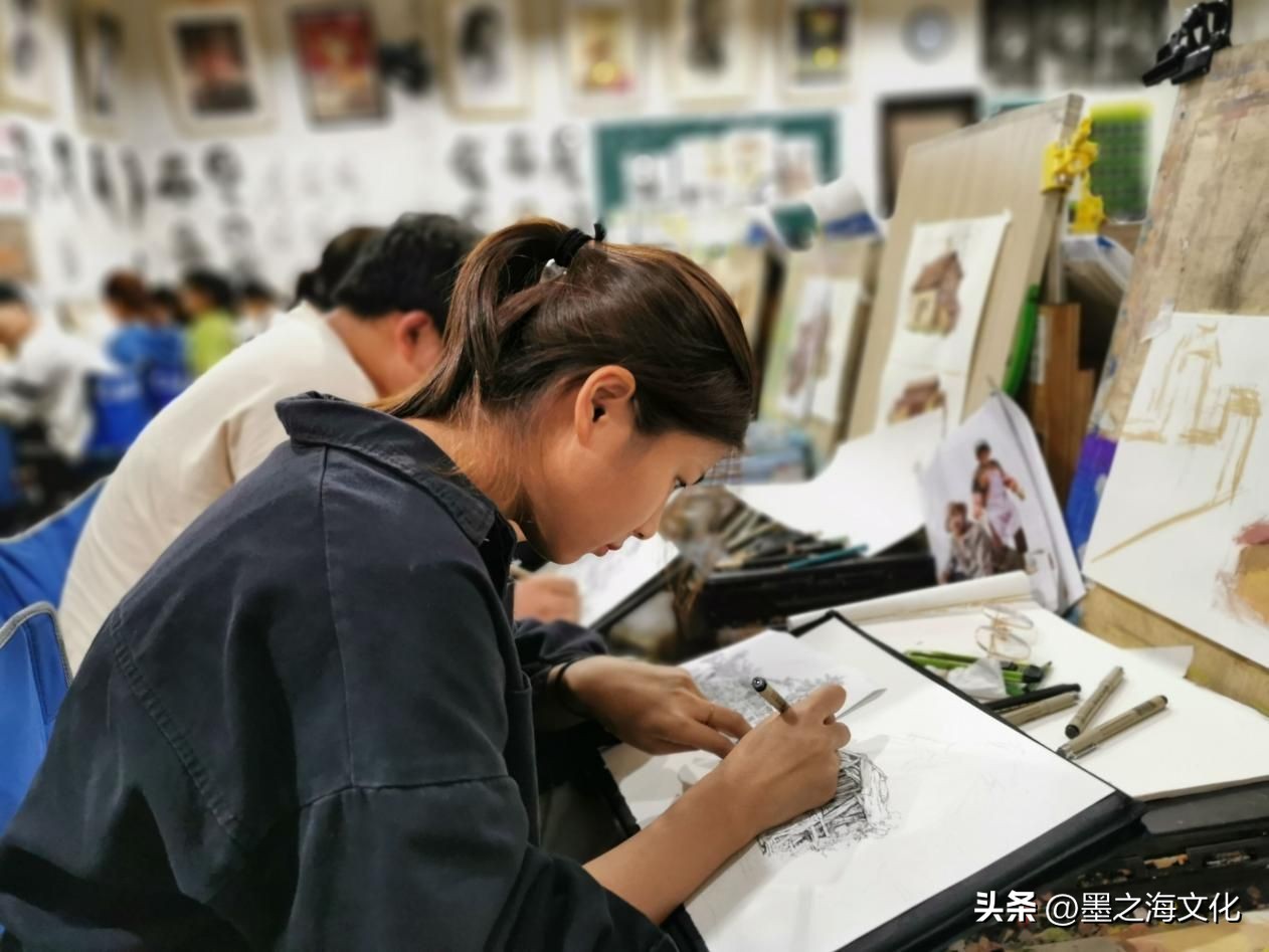 美术教师有必要读专业吗,美术教师学什么专业好就业