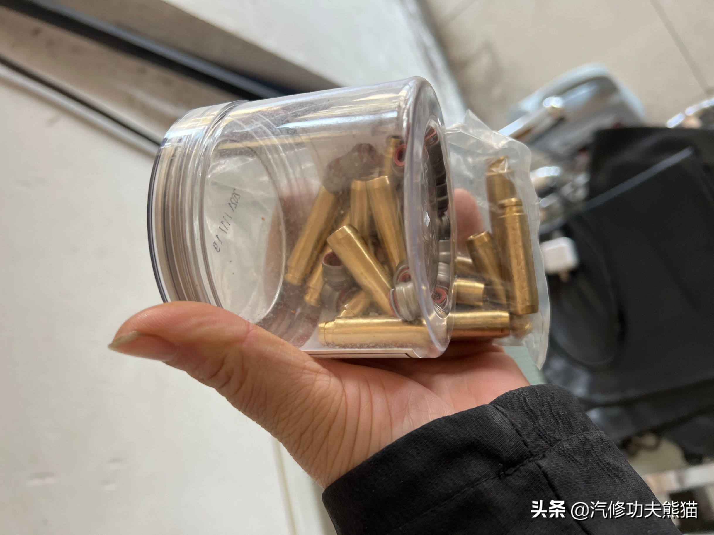 奥迪大众保时捷烧机油专修,2.0t奥迪a6烧机油吗