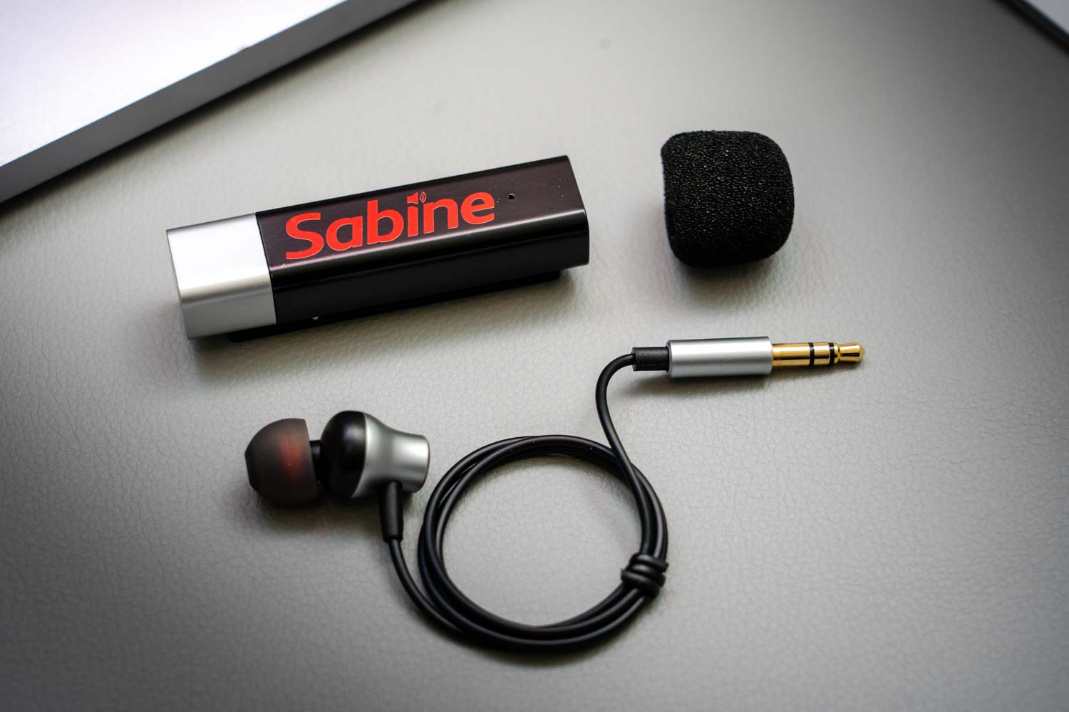 赛宾智麦克风效果,塞宾无线麦克风录音