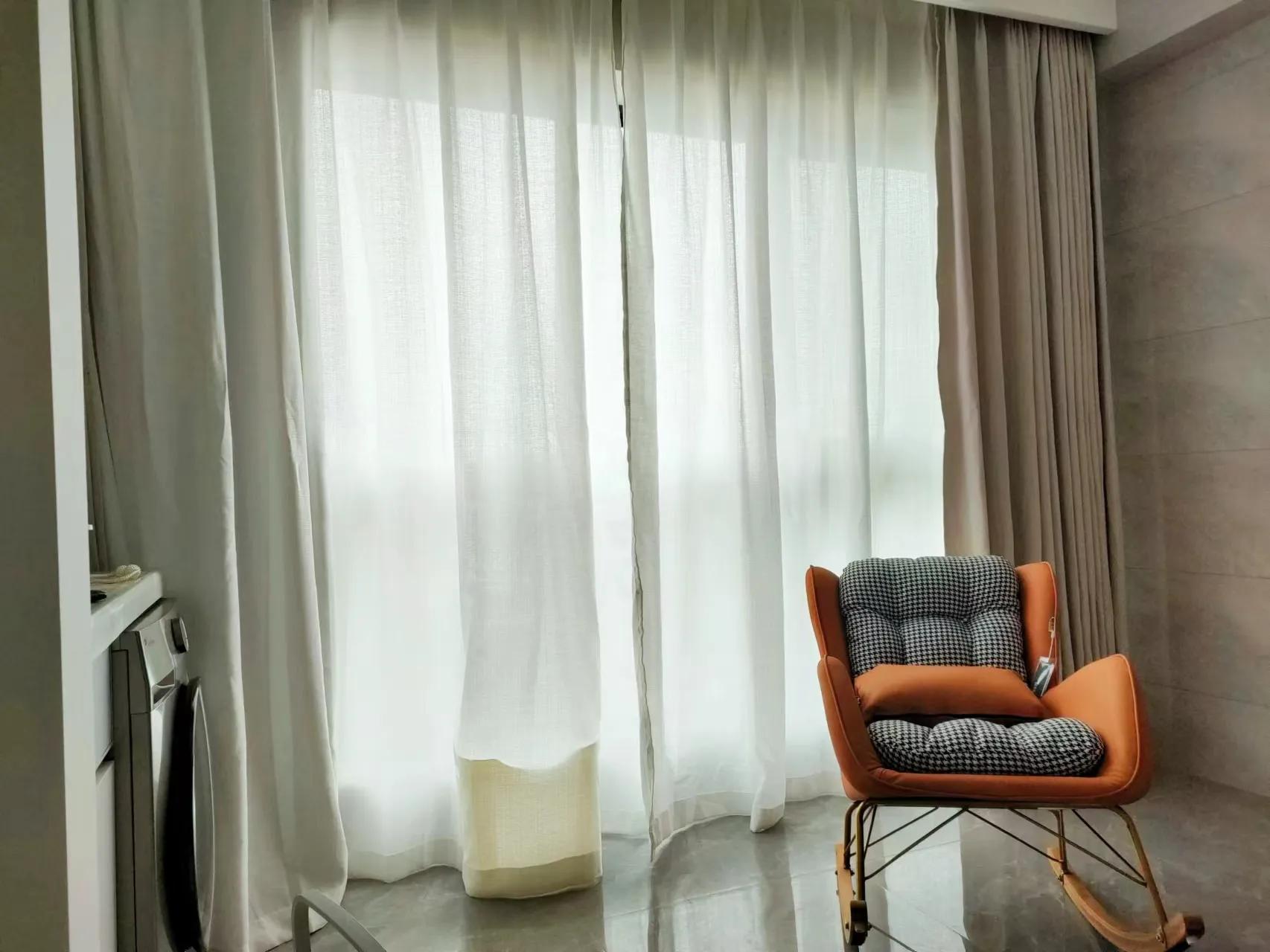 客厅网购窗帘装好了,装修窗帘推荐网购