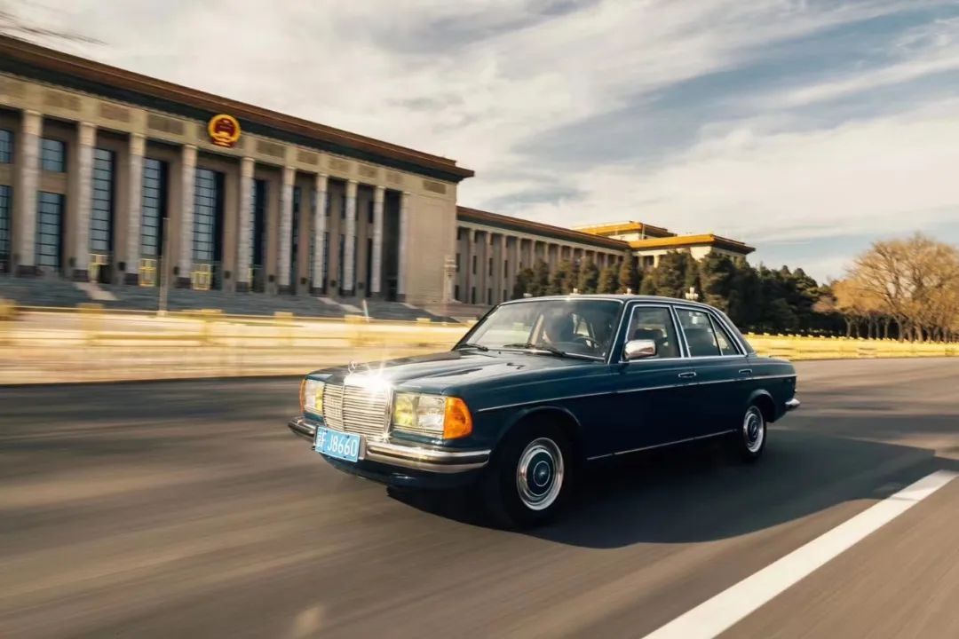 e级w214长轴版谍照,e级换代w214