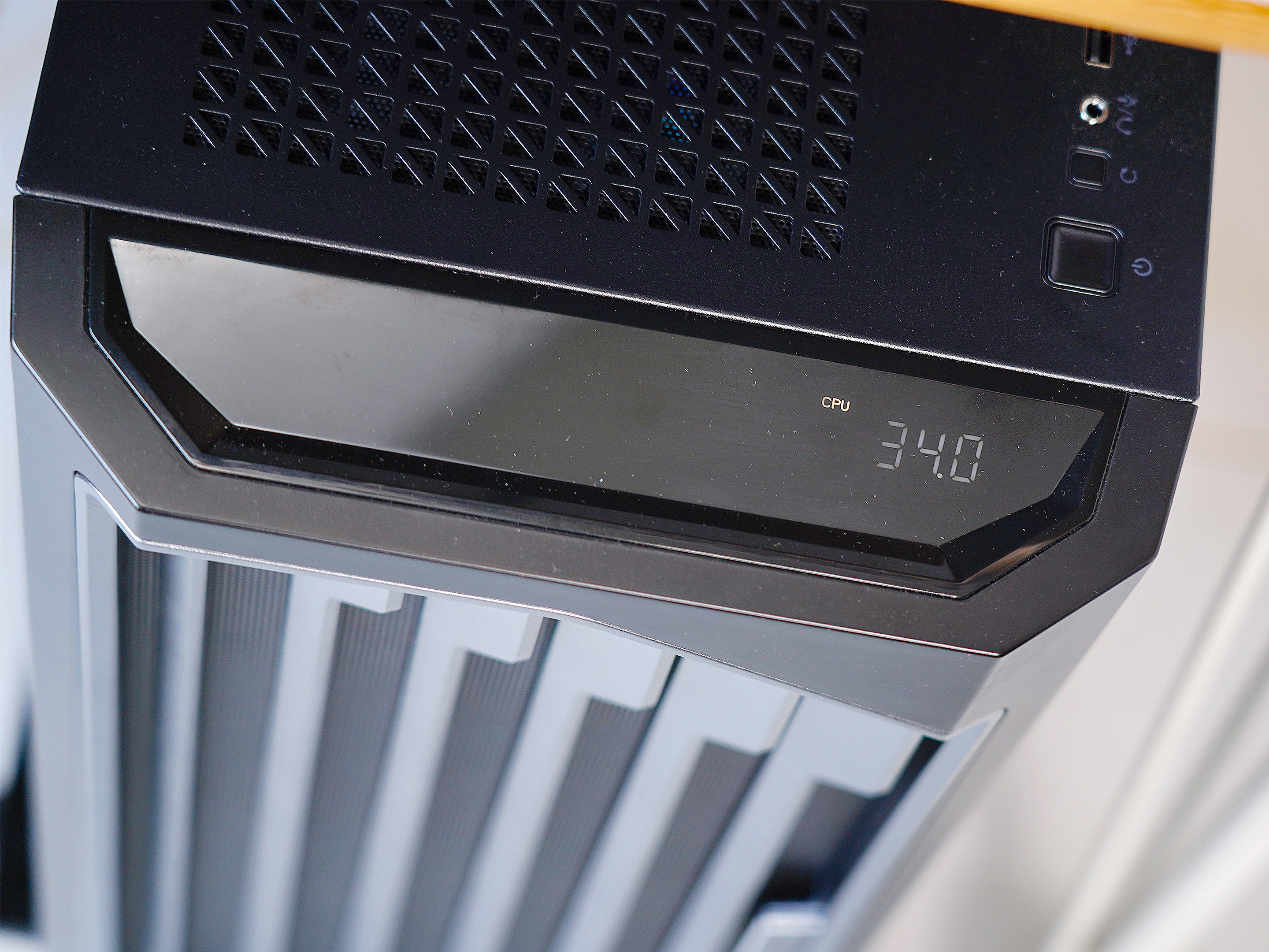 安钛克机箱p1装机,安钛克p101机箱安装散热器