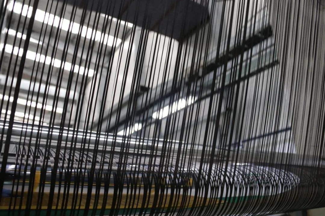 年赚8亿！被中年男人捧红的小作坊，凭什么打脸日本？