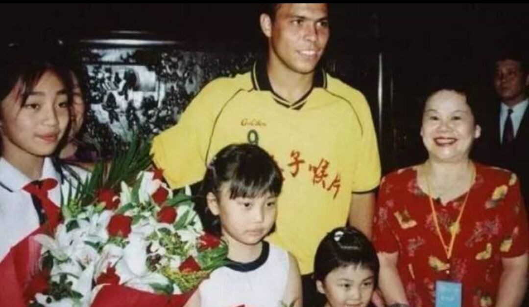 金嗓子c罗代言事件,c罗金嗓子背后的故事