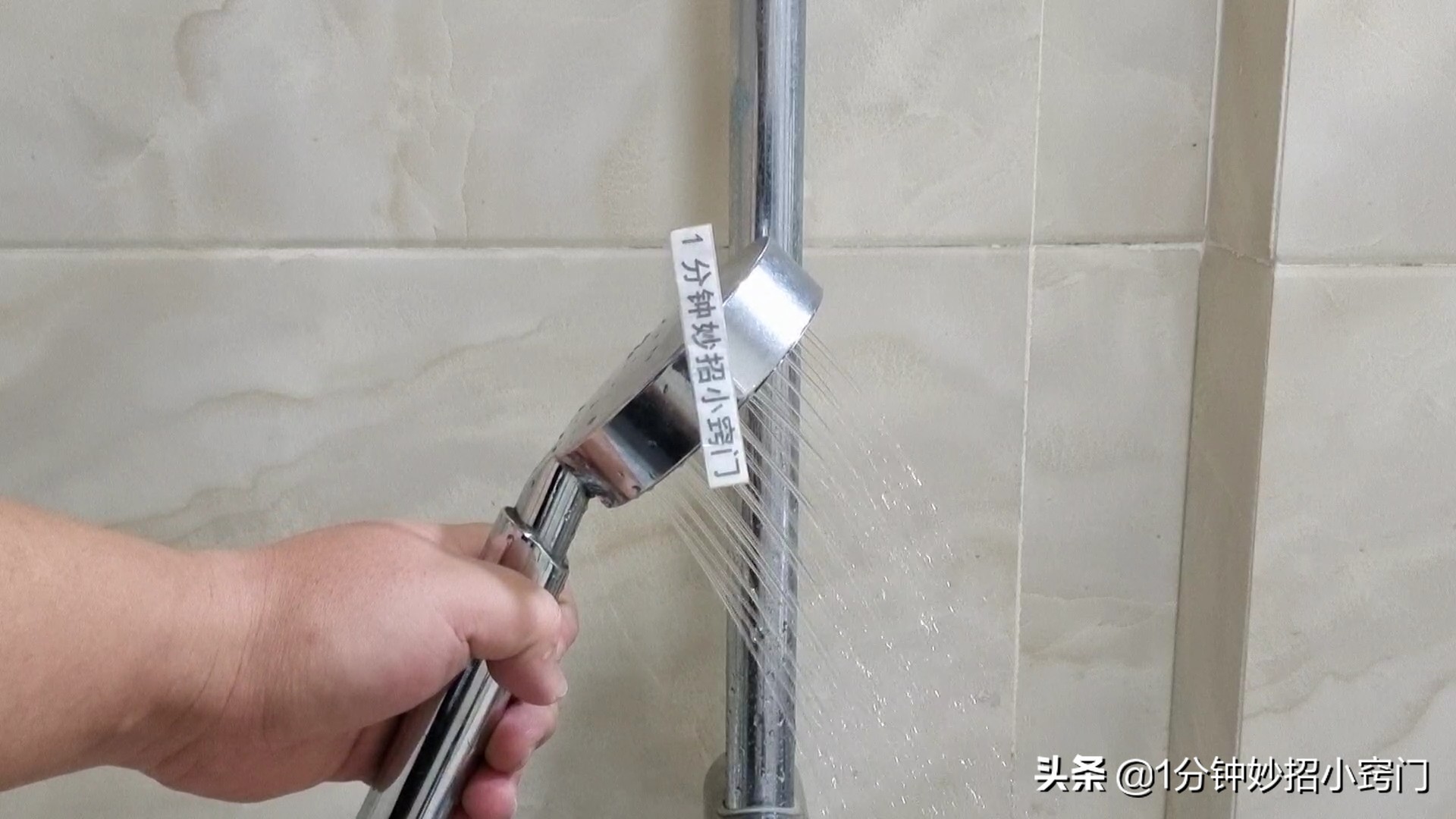 淋浴花洒堵塞怎么清洗醋加小苏打,淋浴喷头有点堵塞用小苏打可以吗