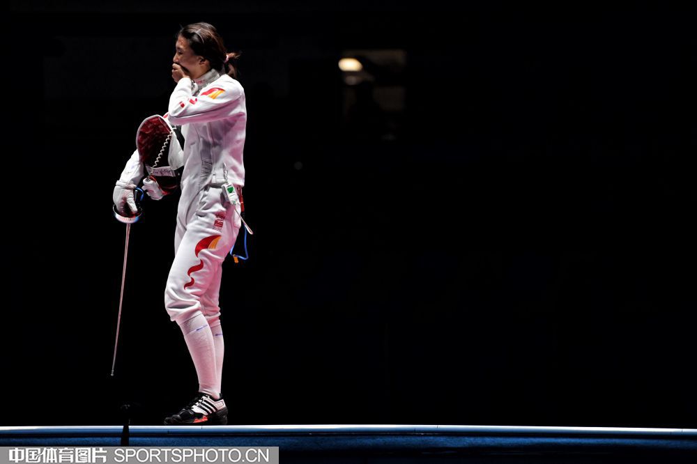 女子重剑许安琪比赛,奋斗是青春最美的底色出自哪