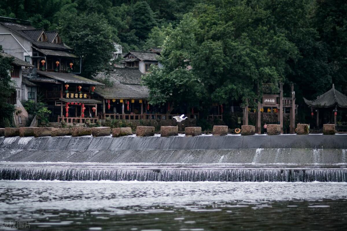 夏天最好的十大避暑城市,最适合夏天去的古镇