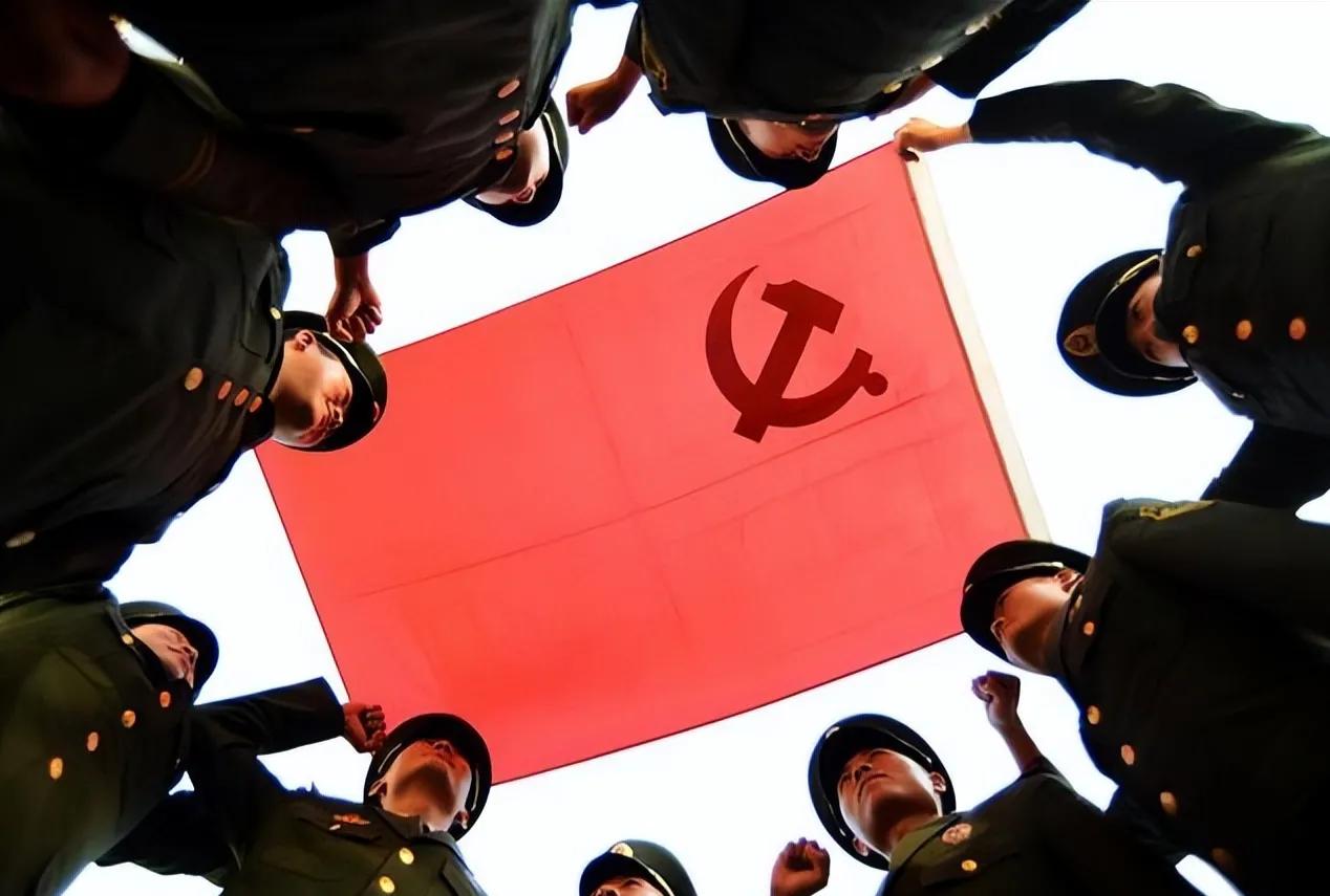 孩子当兵怎样劝孩子留队,当两年兵孩子不愿留队家长怎么劝