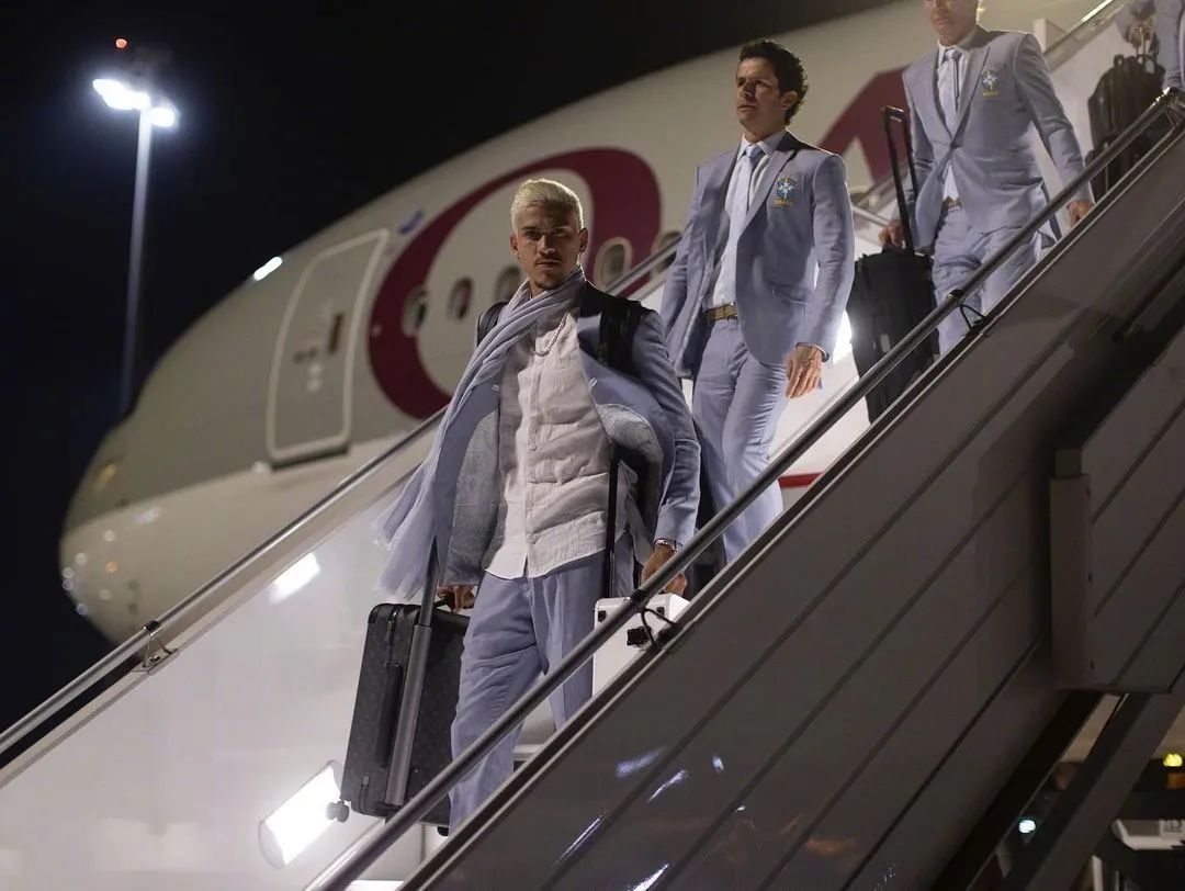 世界杯帅气球员西装,世界杯阿根廷男模队西装照高清