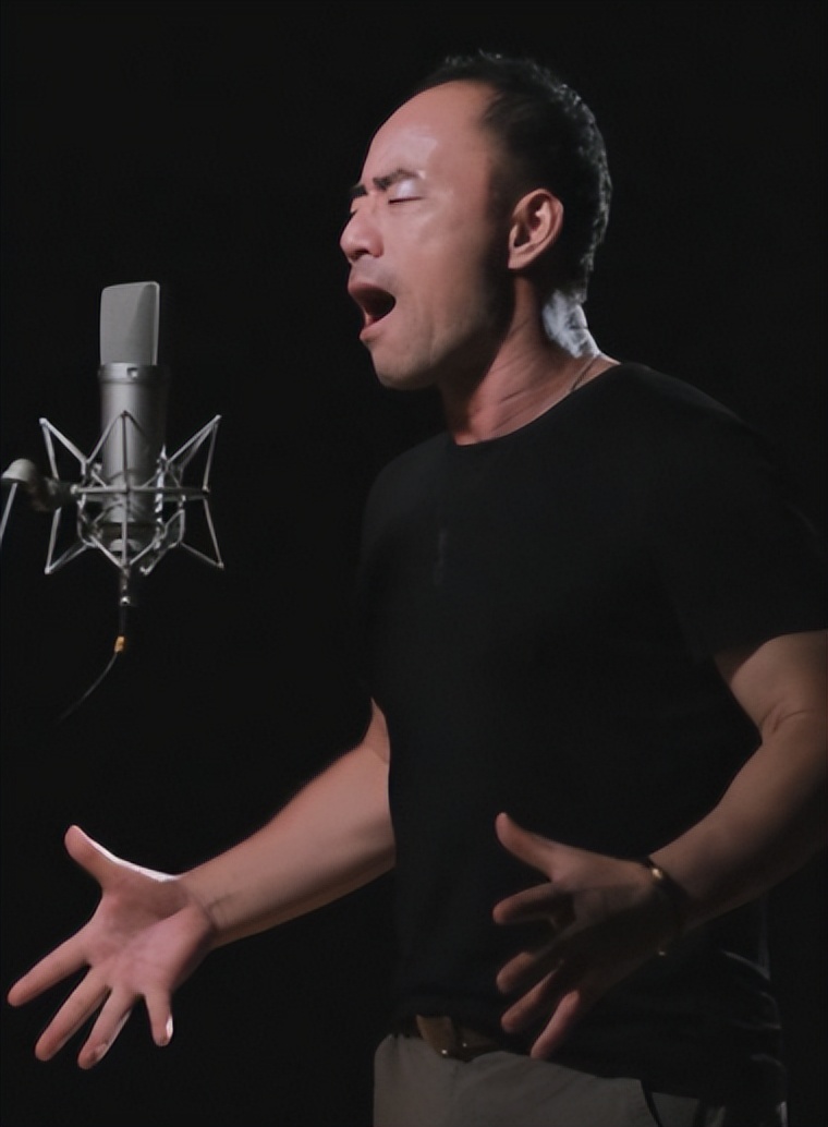 旭日阳刚2017年现状,旭日阳刚对汪峰什么看法