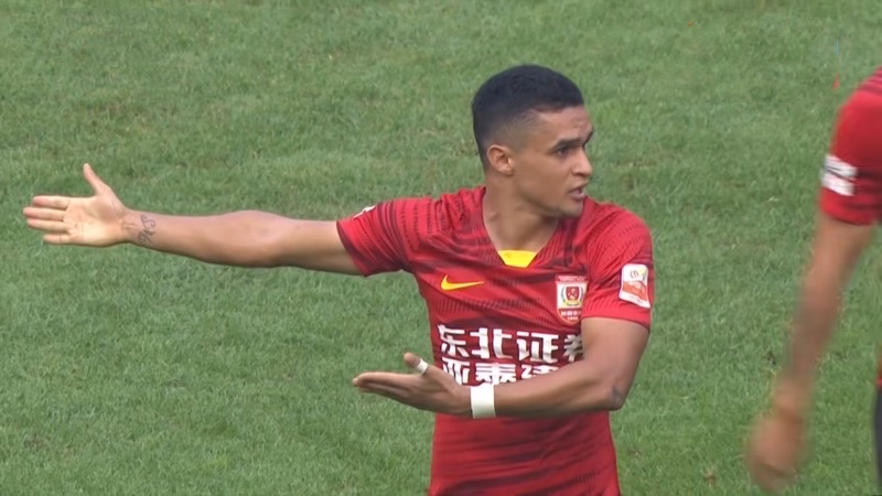 陈洋带长春亚泰打了多少场比赛,陈洋长春亚泰下课了吗