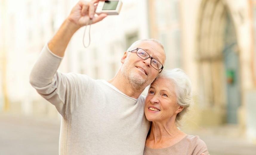 上了年纪进行夫妻生活，男女各有各的“难关”，注意这几点很关键
