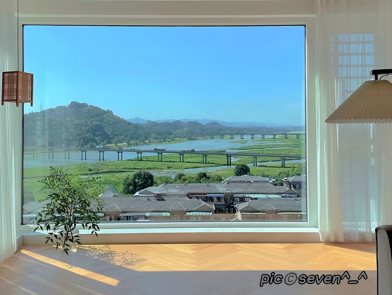 曾风靡一时的“落地窗”，如今为何遭冷遇？原因一目了然