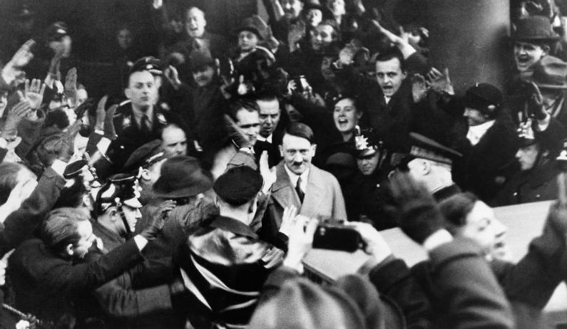 1933年希特勒上台和纳粹德国的崛起：纳粹主义对德国和全球的影响