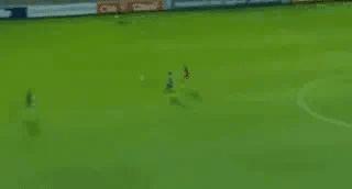 足球小将绝技在现实中能做到吗,足球小将那些不可能完成的动作