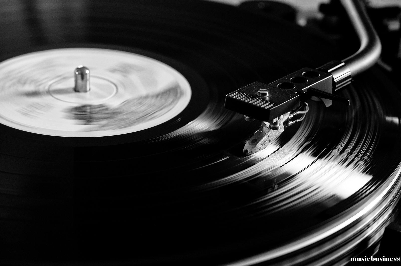 hmv香港在数码洪流中创新 创新是什么意思