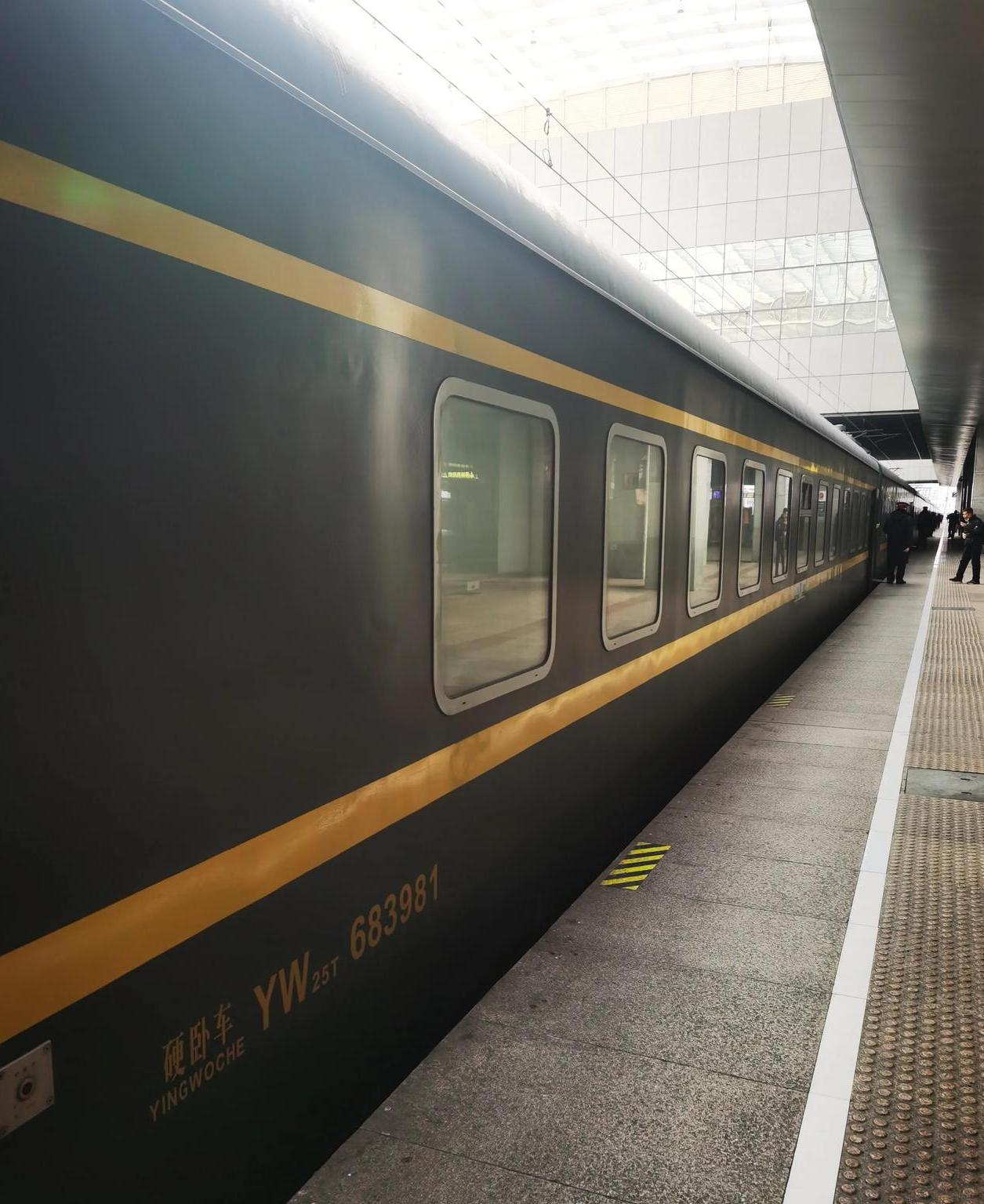 横漂外卖小哥工资多少,外卖小哥工资是怎么发放的