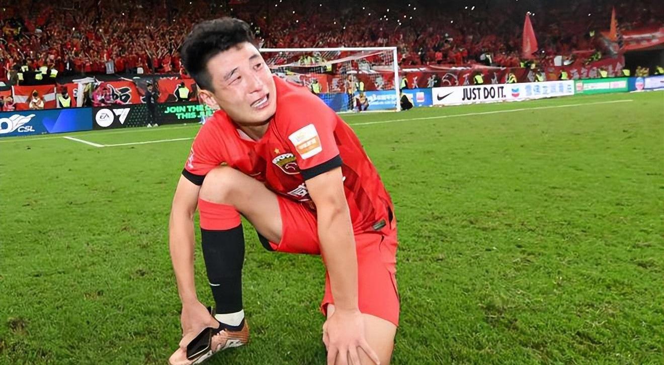 上海上港足球教父,武磊蔡慧康完整视频