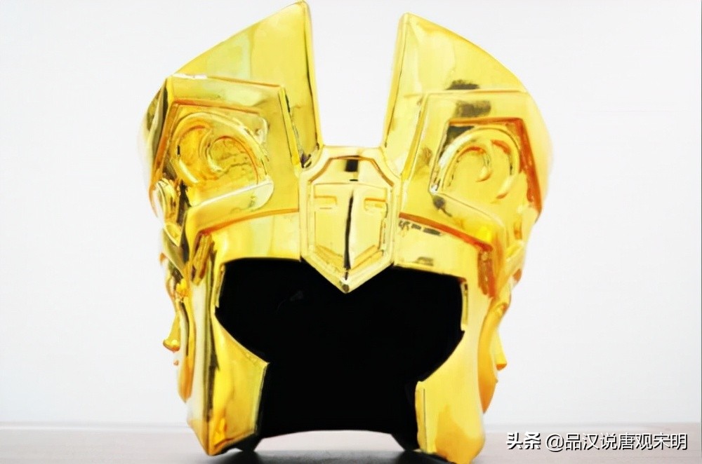 圣斗士的五个秘密：为什么圣斗士不爱戴头盔？星矢其实很高？