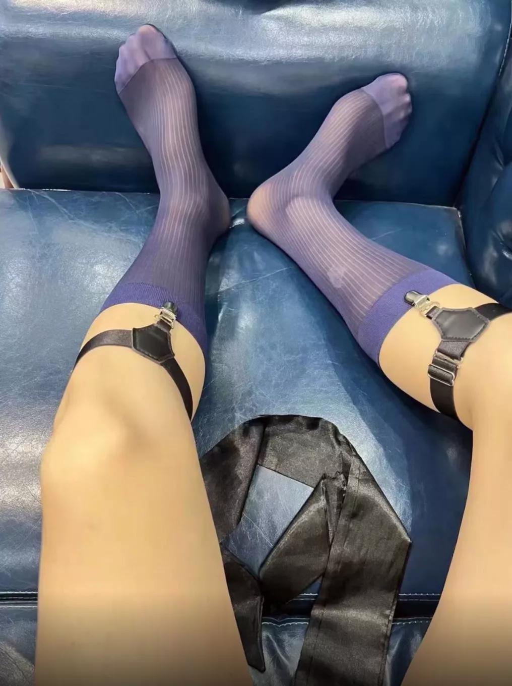 撞到了个帅哥,路上撞到帅哥