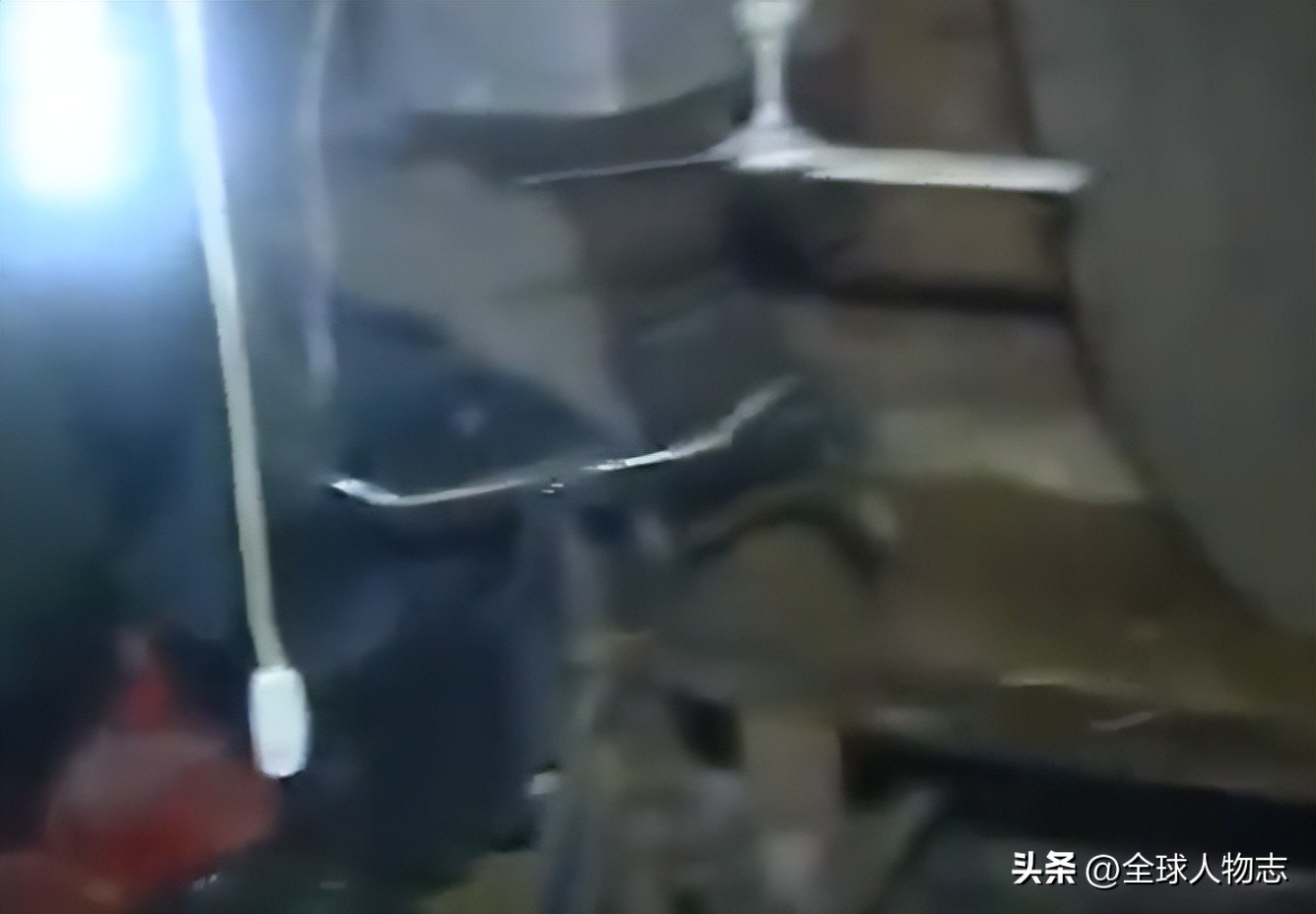 我，一个“双性人”，从小被当作“怪物”，如今成为女人获得新生