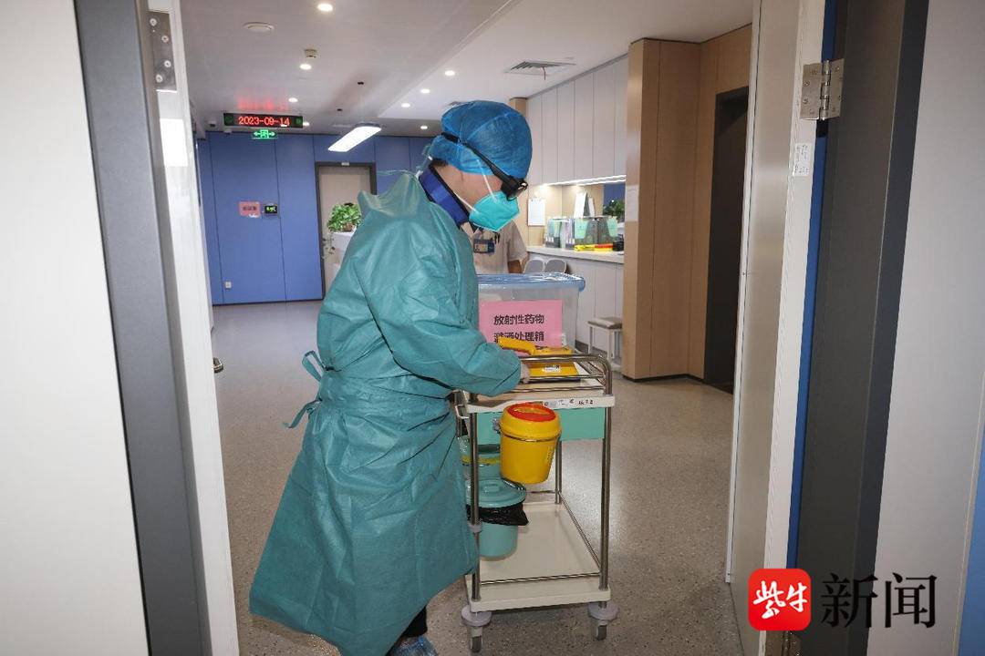 紫牛在现场|放射*药性**物溅洒了怎么处理？视频直击→