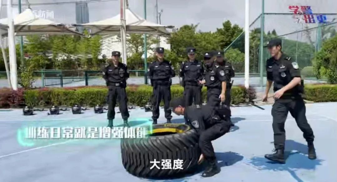 特警是怎样炼成的,中国特警怎么炼成样子的