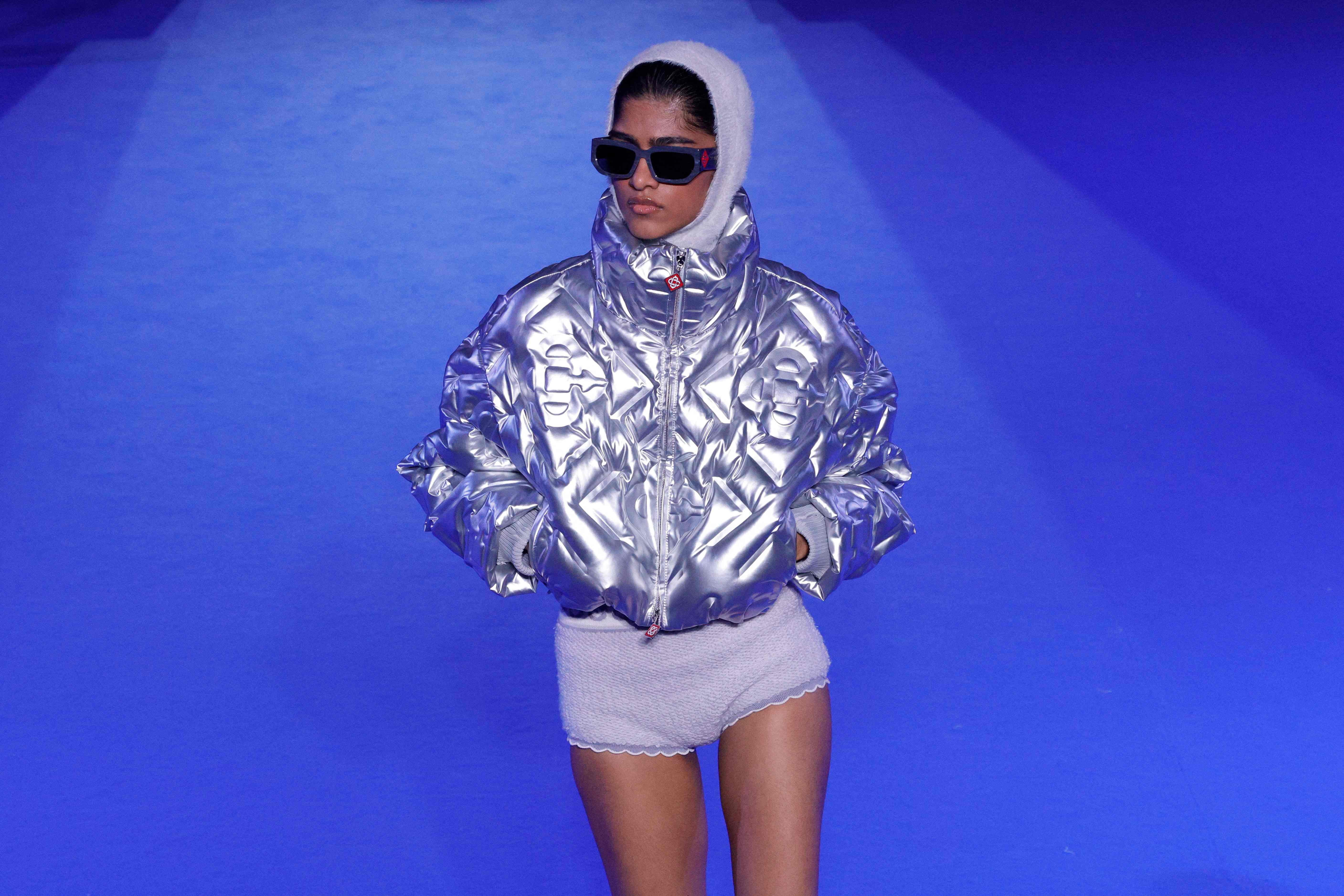 海外时装周2023米兰,巴黎时装周外国人