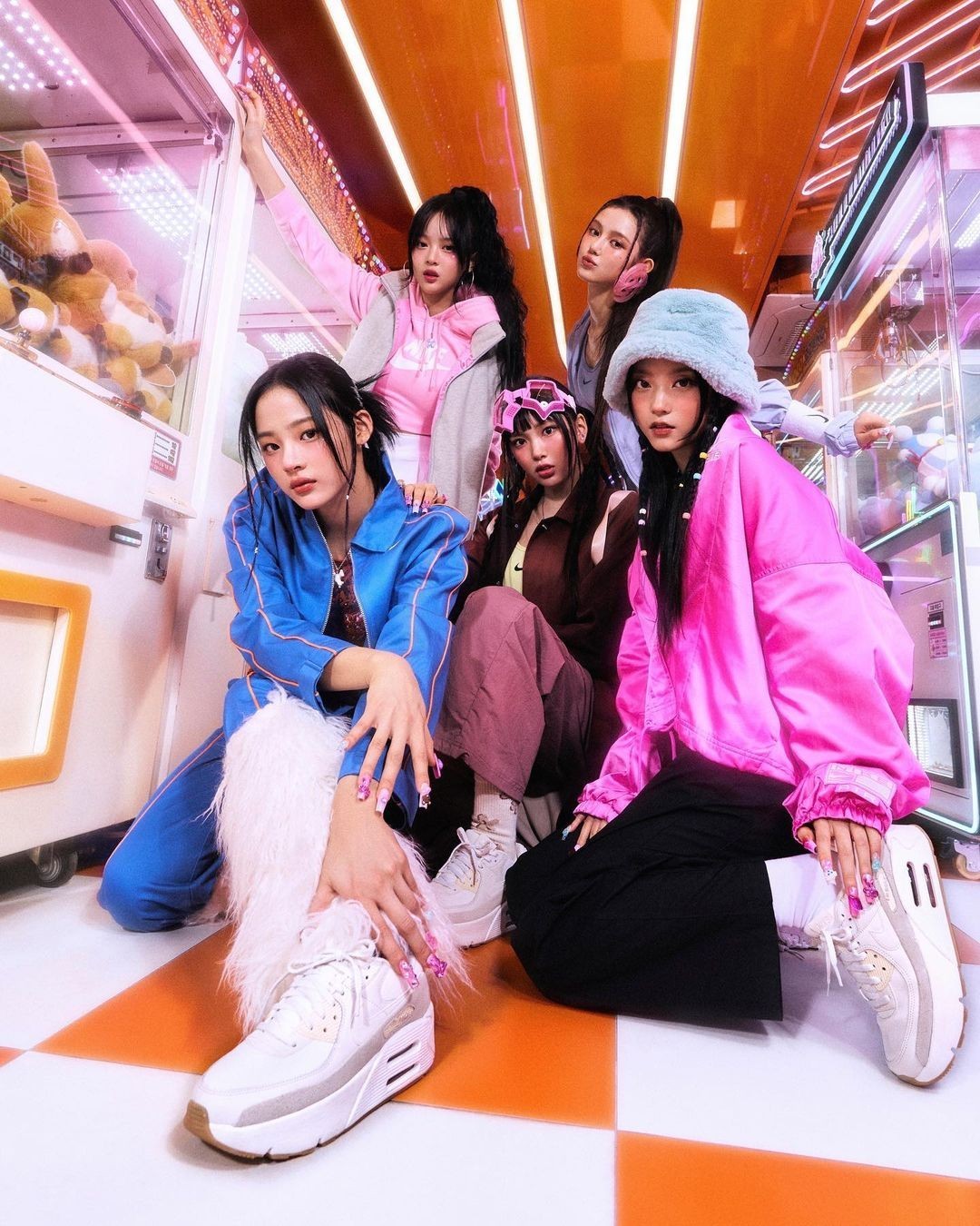 nike720大巴黎,nike大巴黎aj4