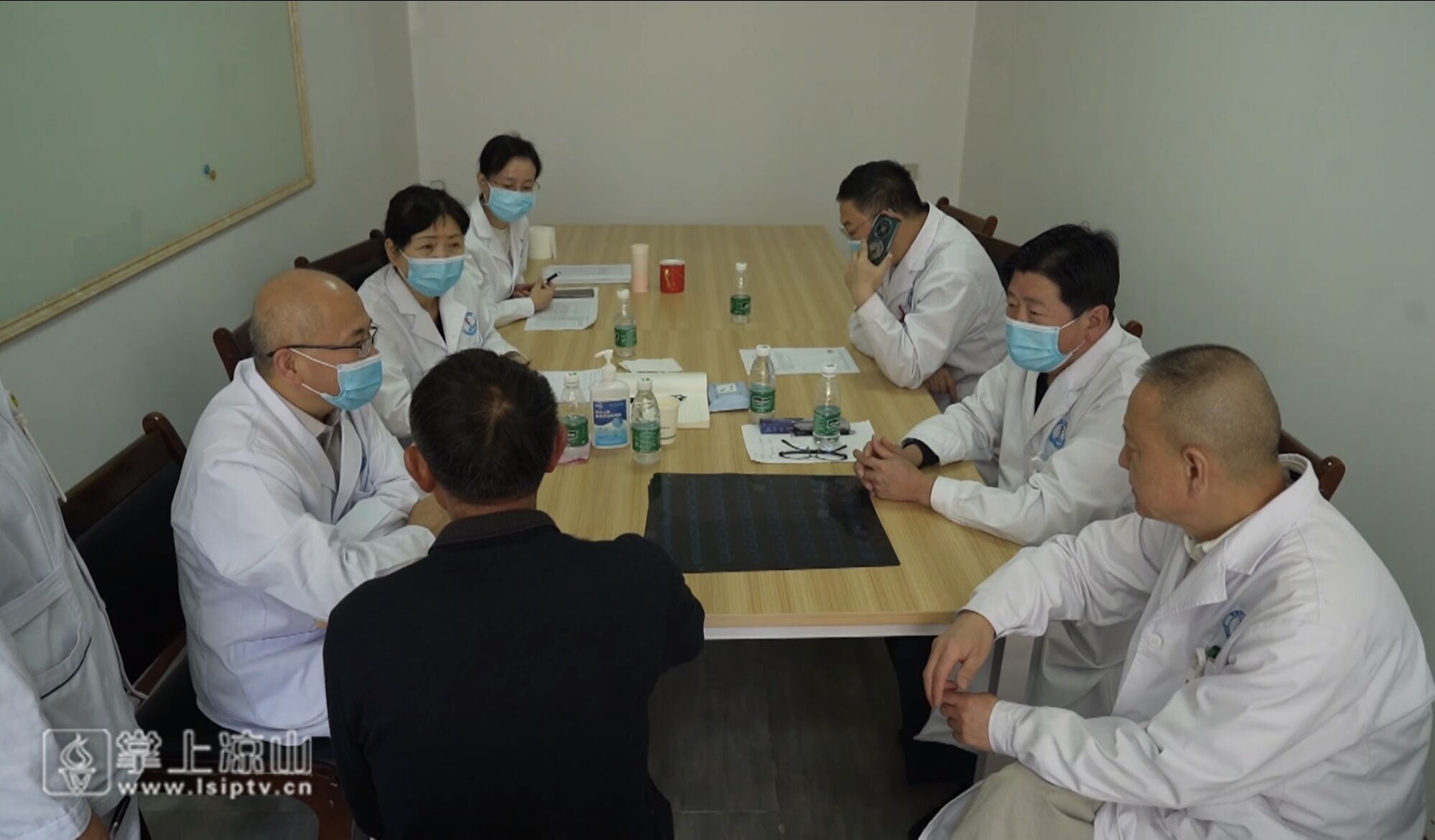 鑲跨槫闃叉不鍋ュ悍瀹ｆ暀涔夎瘖娲诲姩缇庣瘒,鑲跨槫涓撳鍥㈤槦涔夎瘖鍏憡