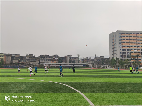 雨城区对岩镇中心学校足球队荣获2021年雨城区中学生“希望杯”足球锦标赛冠军