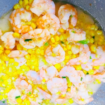 清炒玉米虾仁家常做法,清炒速冻玉米粒