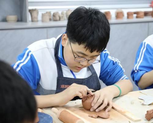 宝鸡市渭滨区新建路中学特色课后服务领跑全区
