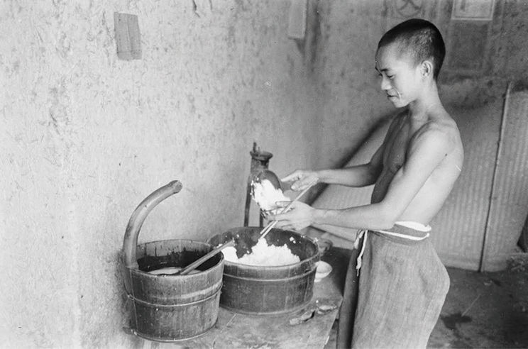 发现深圳,深圳原创唐装