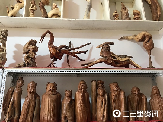 枯木逢春化腐朽为神奇的根雕艺术,他痴迷根雕24年妙手雕活枯树老根