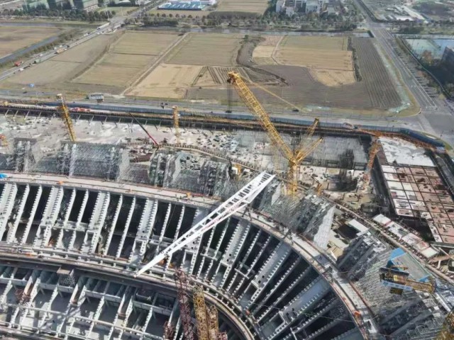 苏州昆山足球场建设,昆山足球场什么时候完工