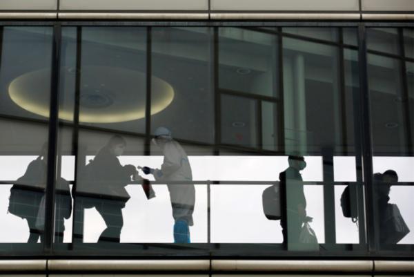 奥密克戎变异株有多少分支,新冠病毒奥密克戎变异株症状