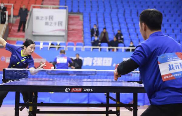 激情挥拍！33支队伍决战郑州市第二届乒乓球俱乐部联赛