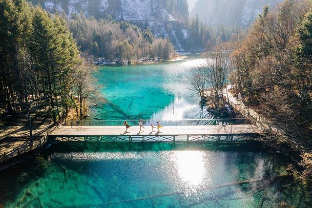 冬日九寨童话世界,九寨沟翠海蓝冰