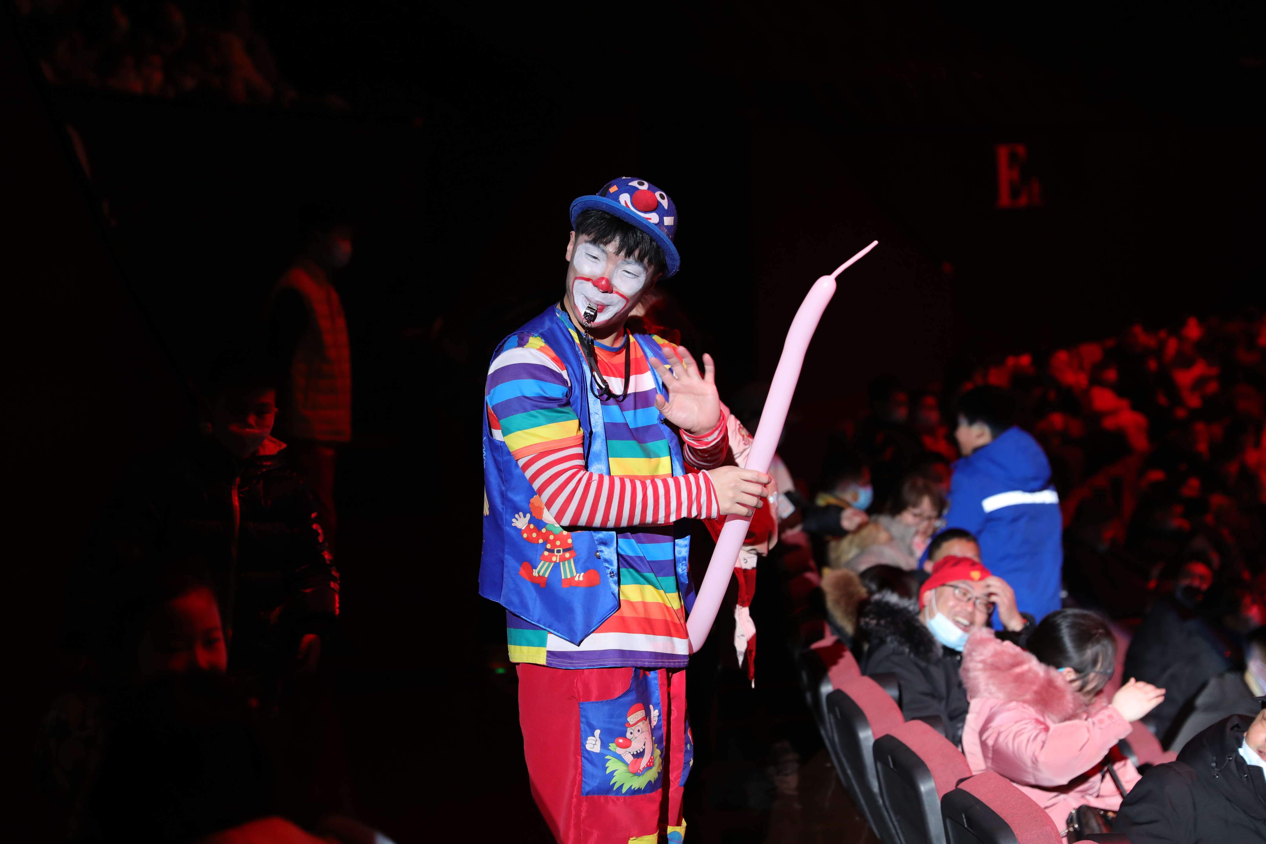 中国杂技小丑明星秀嘉年华厦门,杂技表演带来的快乐