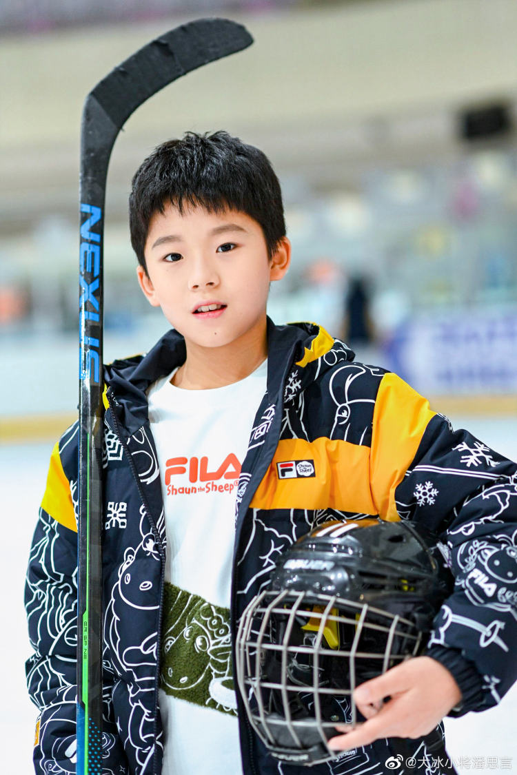 冰球小子潘思言视频,冰球小将潘思言