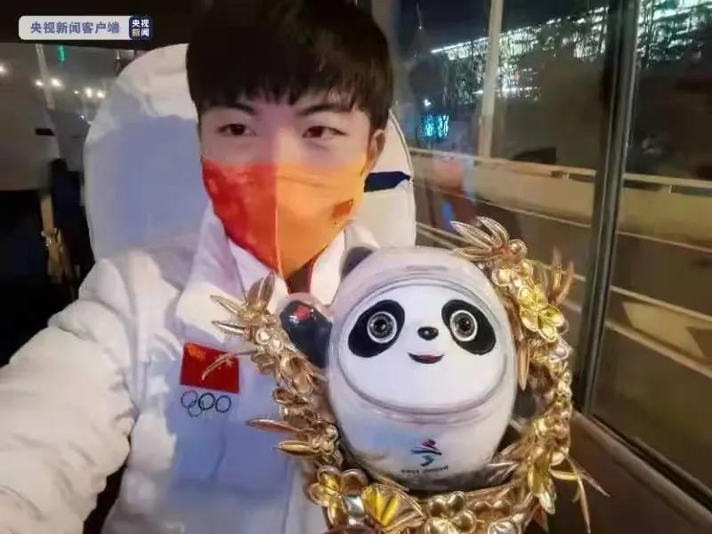 北京冬奥运动健儿努力拼搏,北京冬奥加拿大冰球队