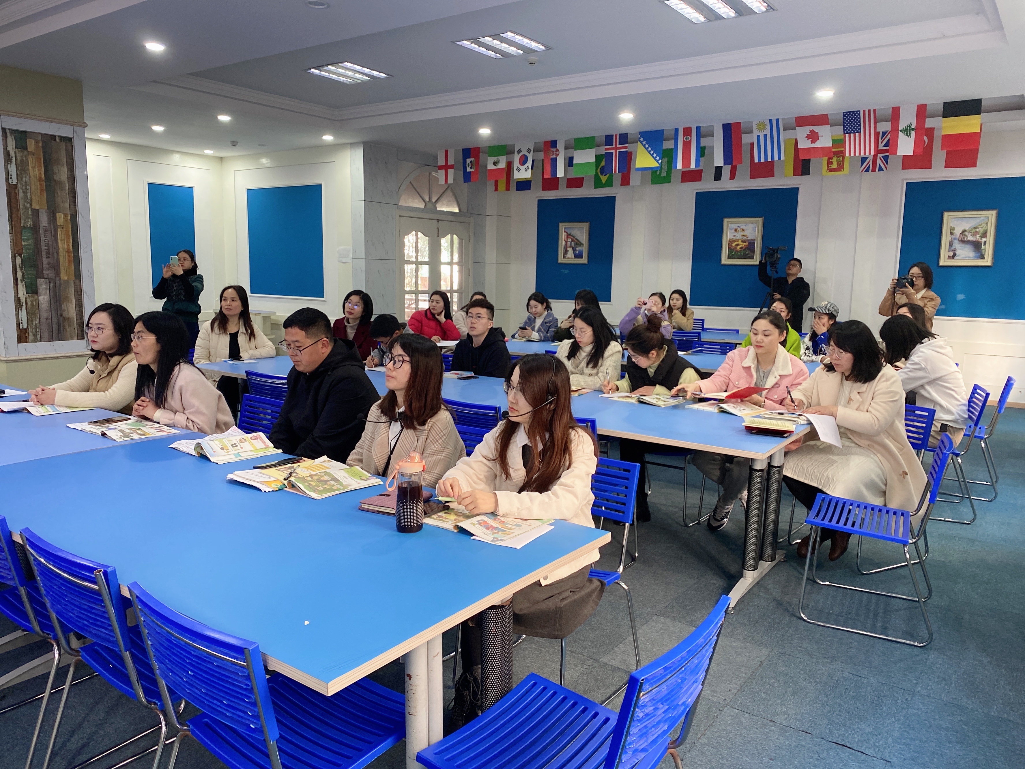 鍙屽噺鏀跨瓥涓嬬殑灏忓鑻辫鏁欑爺娲诲姩,鍙屽噺鑳屾櫙涓嬬殑灏忓鑻辫鏁欑爺娲诲姩
