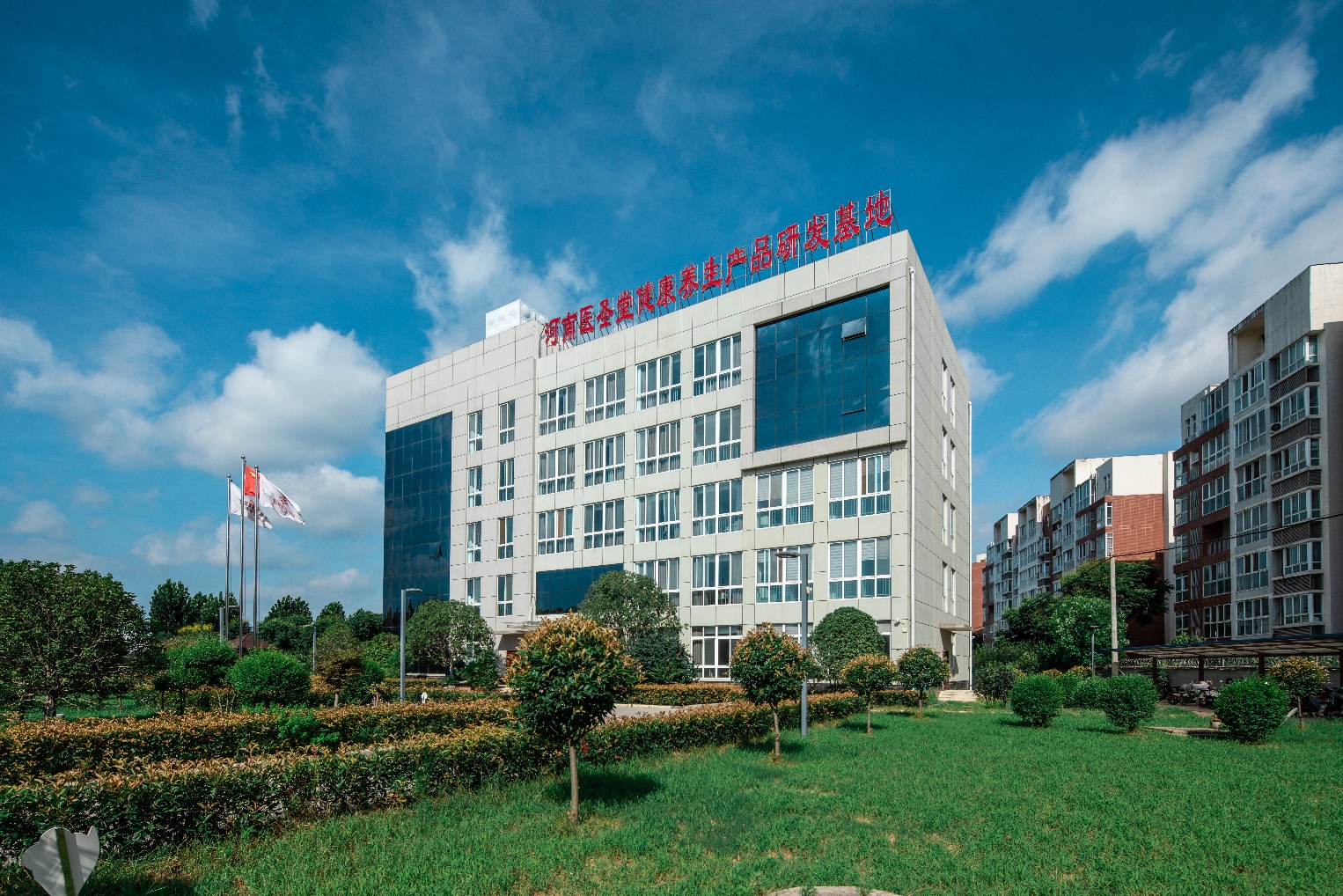 南阳：“异彩纷呈”迎六一“三大豪礼”送孩子