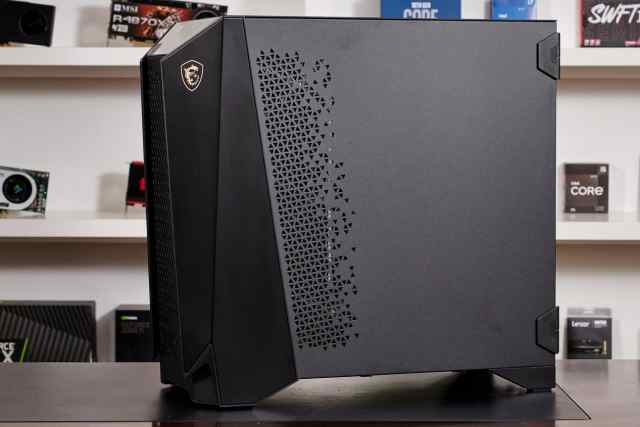 微星战神700机箱,微星700RL机箱