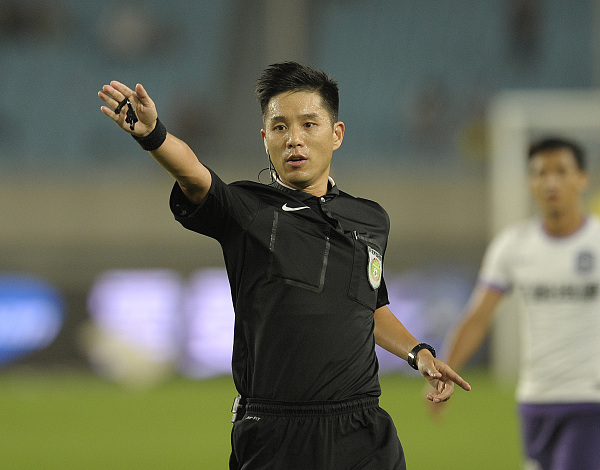 中超球员辱骂裁判张雷被红牌罚下,中超裁判张雷口碑