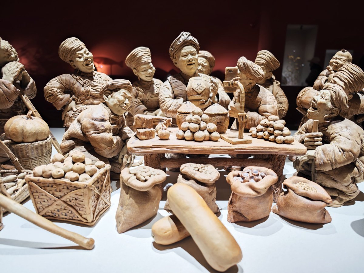 小米12sultra跟华为p50pro对比,小米12sultra和华为p50pro对比