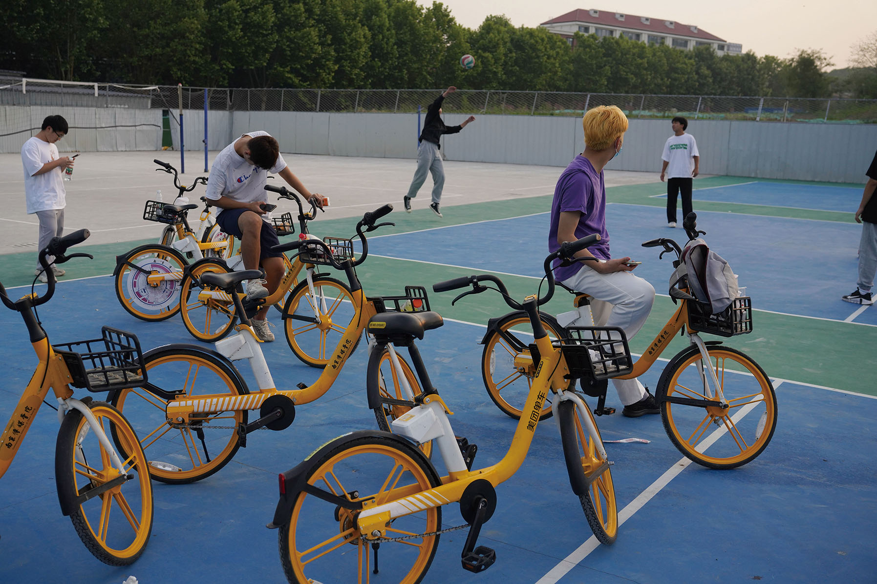 疫情下的大学,上海最新疫情影响下的大学