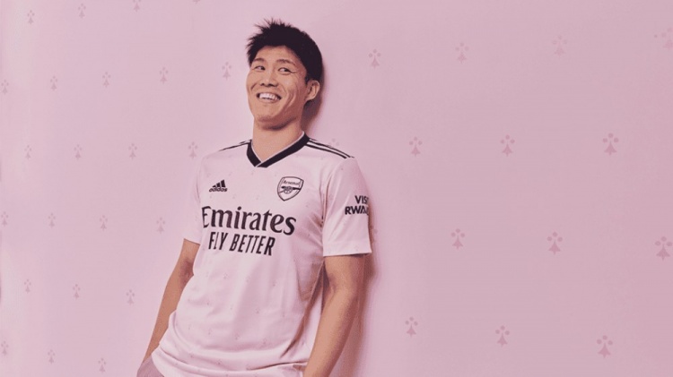 阿森纳最新版球衣,最好看的阿森纳球衣