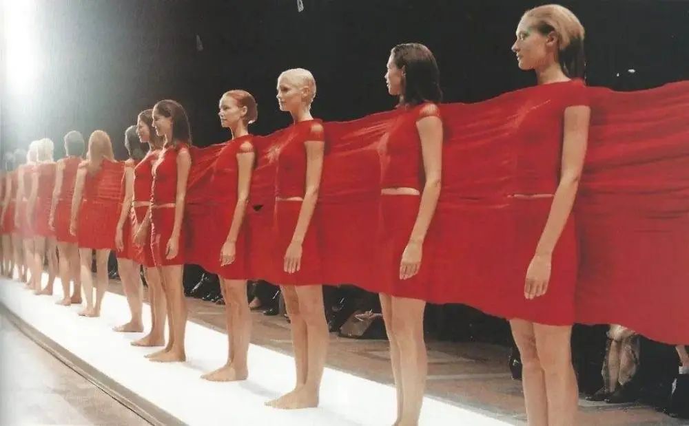 三宅一生最经典的是什么,三宅一生成功秘诀